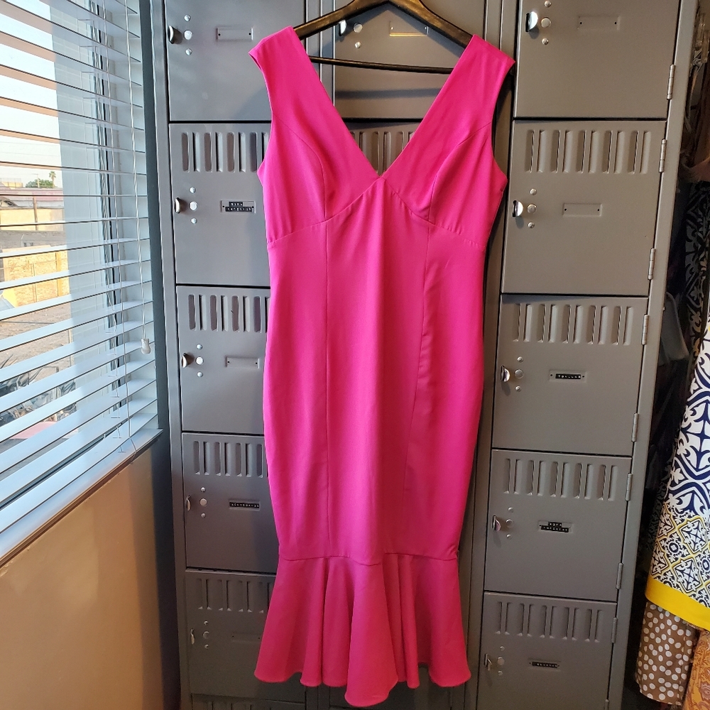 Pink dress - Picture 2 of 9